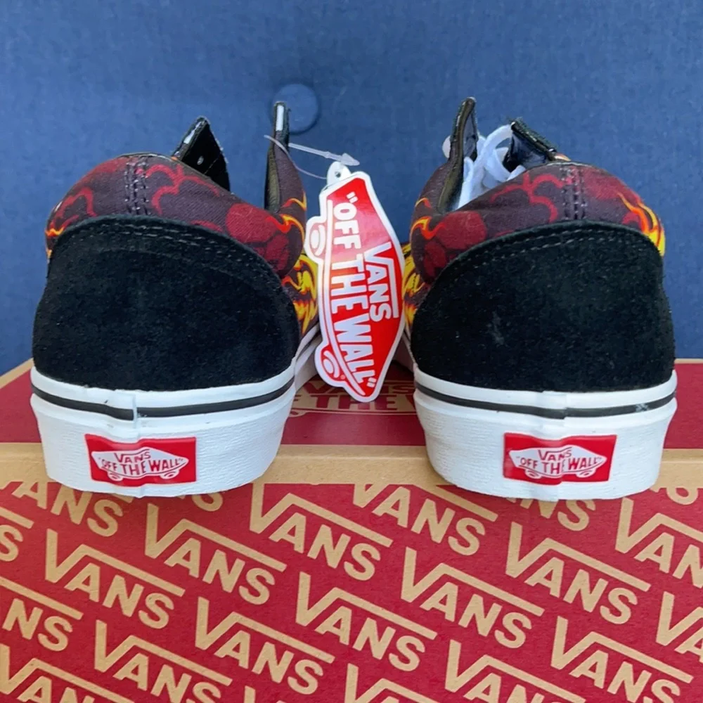 Vans WMNS Old Skool Samurai Rising Black/True White Sneakers - Picture 14 of 16